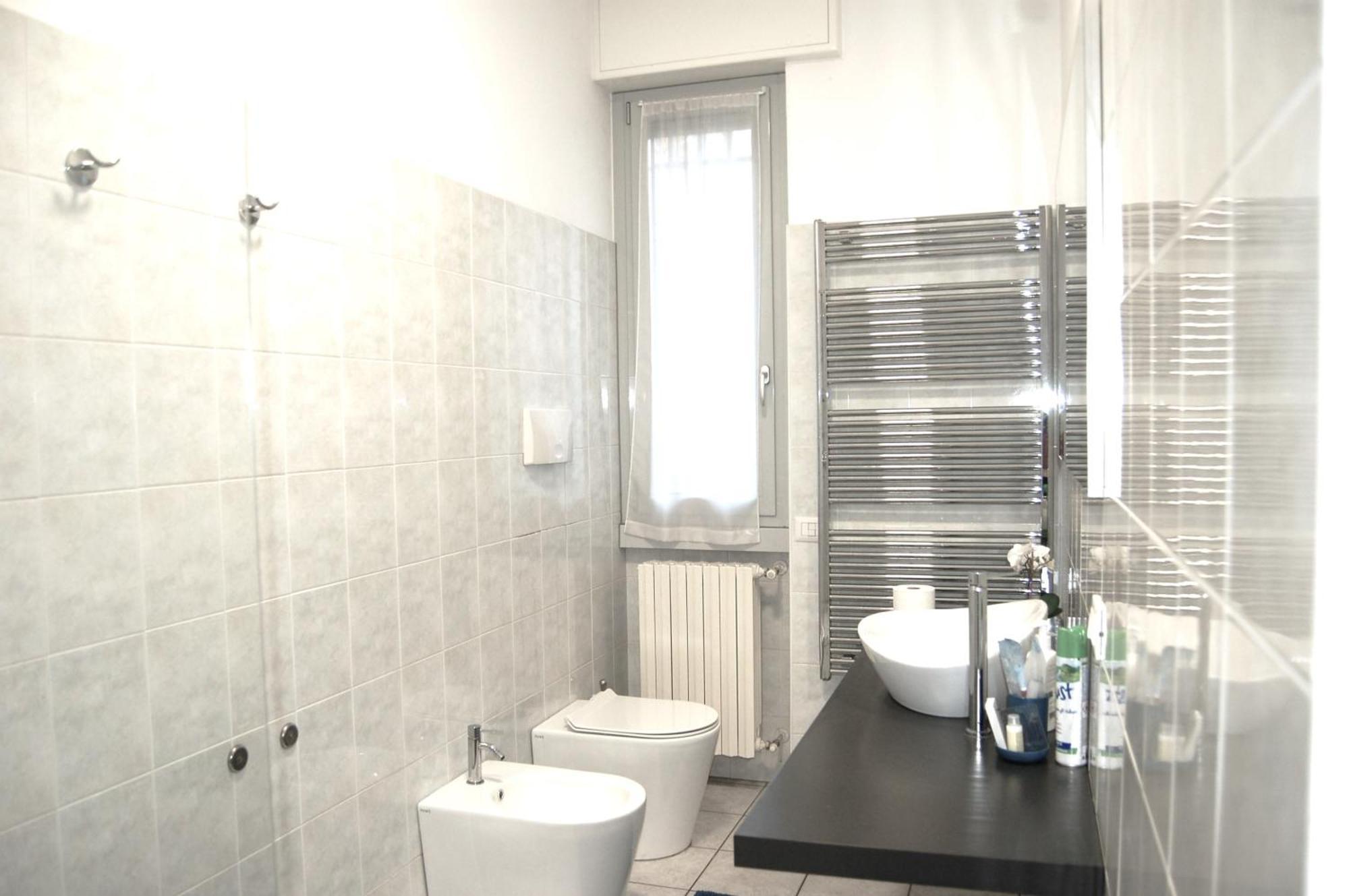 Modern Apartment Luci & Stelle Near Lake Como 尼比翁诺 外观 照片