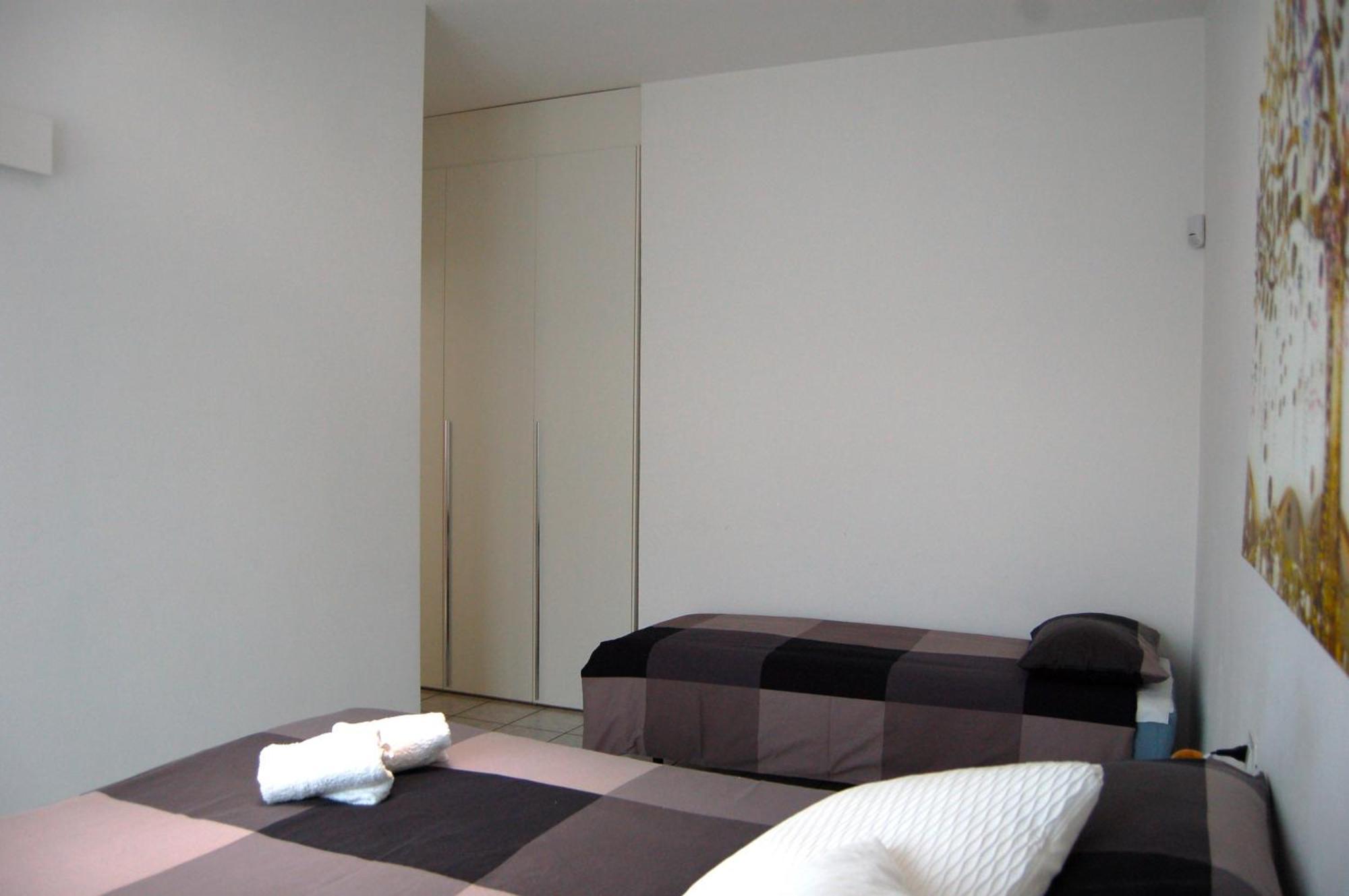 Modern Apartment Luci & Stelle Near Lake Como 尼比翁诺 外观 照片